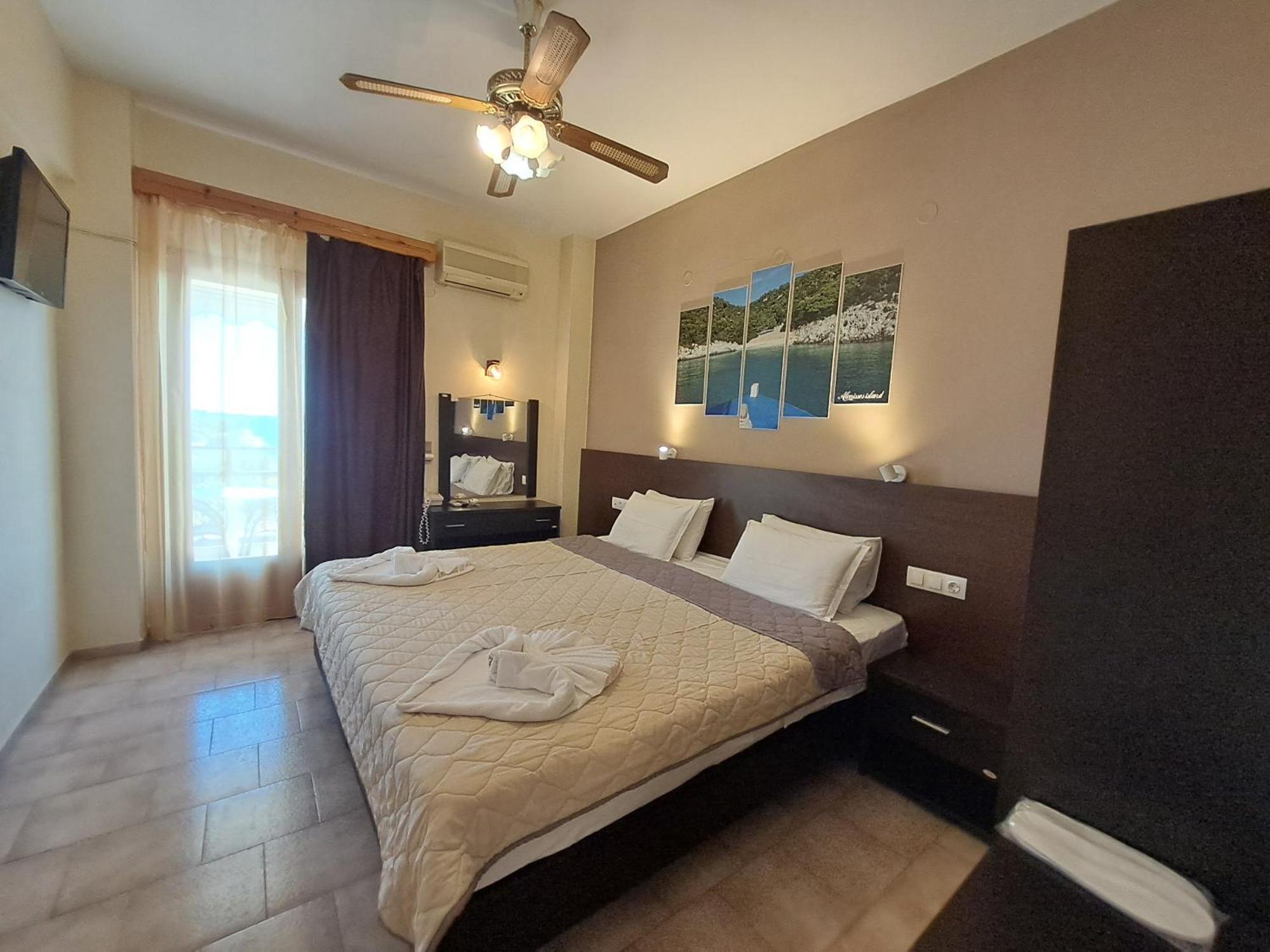Gorgona Hotel Patitiri  Luaran gambar