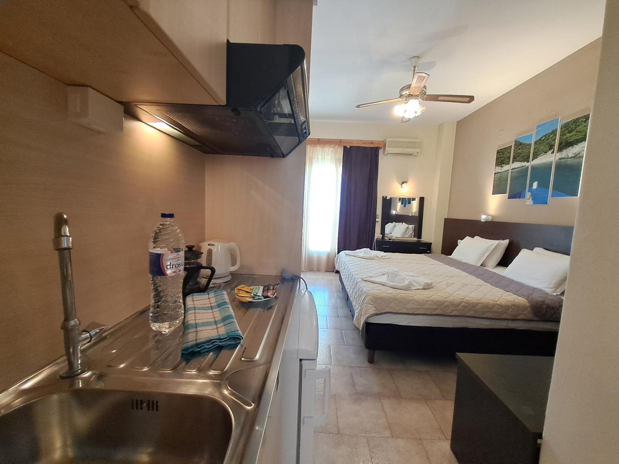 Gorgona Hotel Patitiri  Luaran gambar